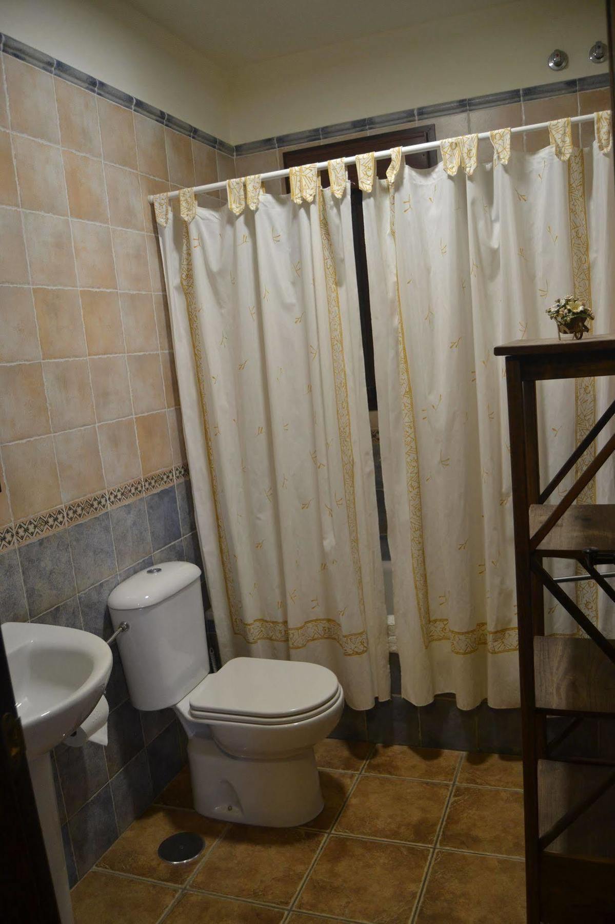 Alojamientos Huetor Viñuela エクステリア 写真